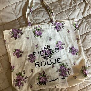 Rouje tote bag